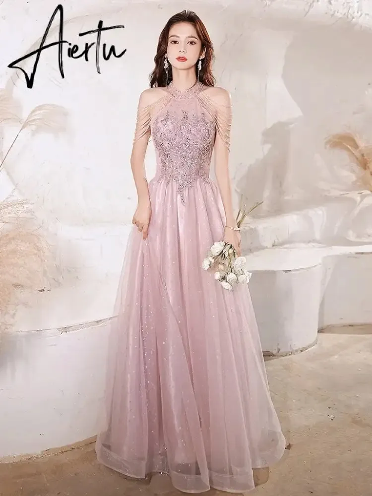 Aiertu Elegant Pink Celebrity Dress Sequins Beading Halter With Tassel Sleeve A Line Exquisite Floor Length Prom Evening Gowns 2024 New