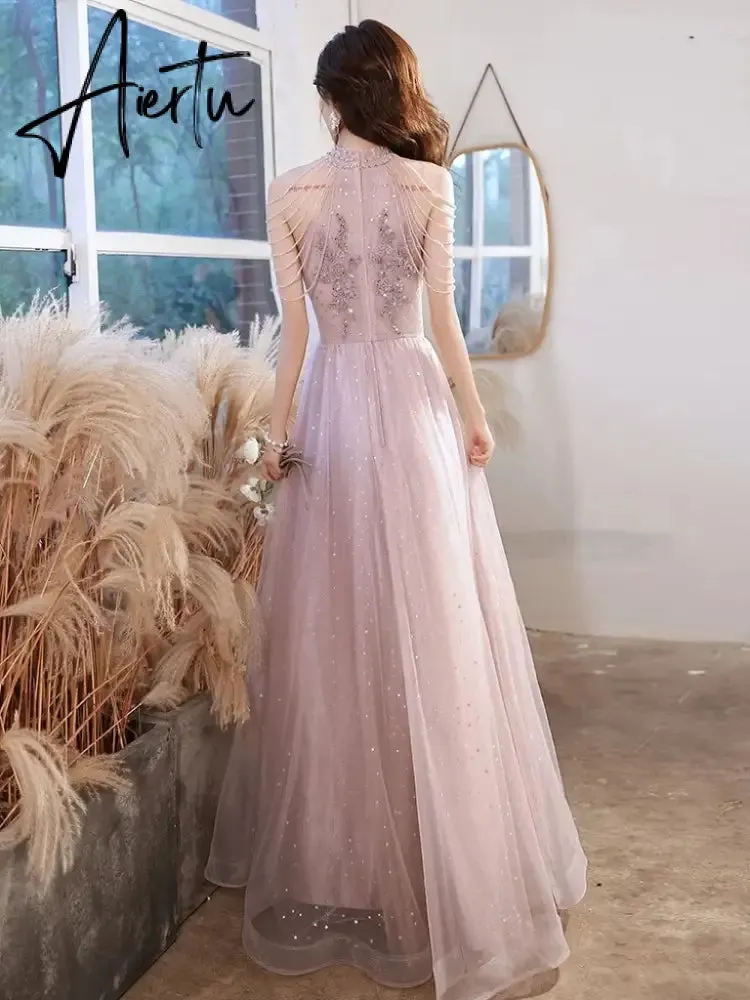 Aiertu Elegant Pink Celebrity Dress Sequins Beading Halter With Tassel Sleeve A Line Exquisite Floor Length Prom Evening Gowns 2024 New