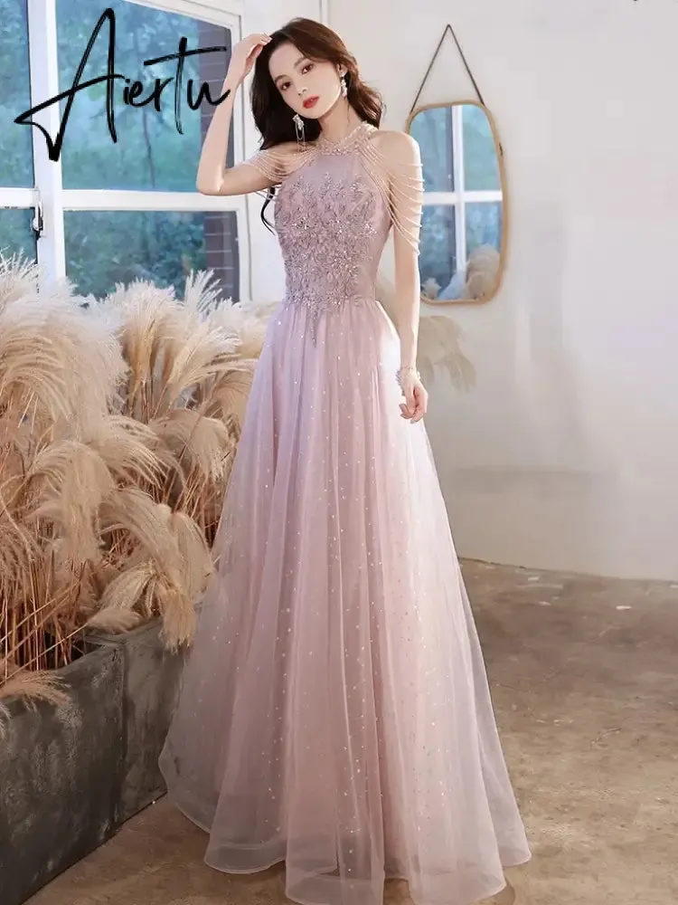 Aiertu Elegant Pink Celebrity Dress Sequins Beading Halter With Tassel Sleeve A Line Exquisite Floor Length Prom Evening Gowns 2024 New
