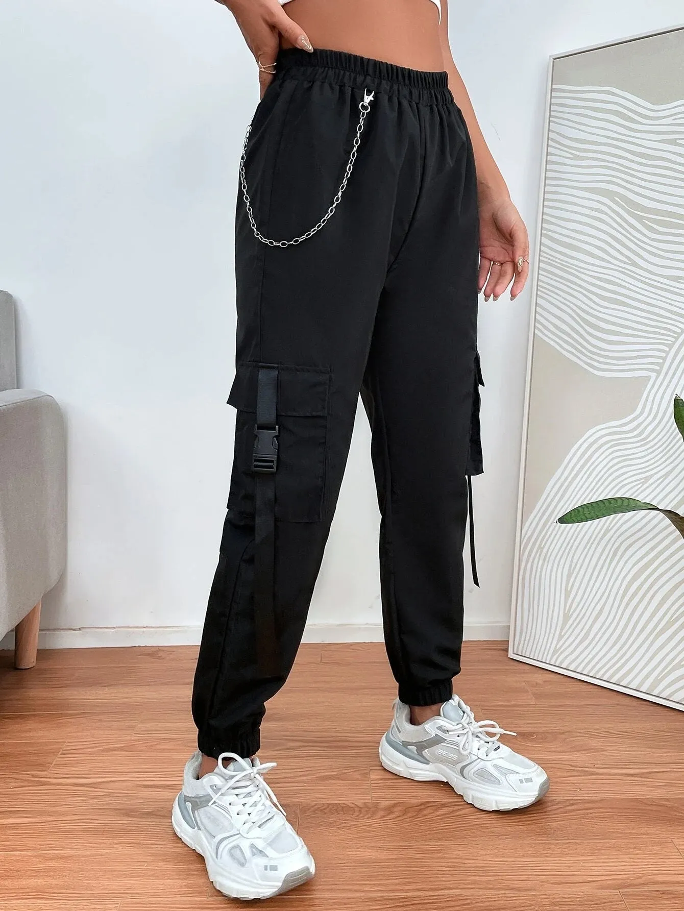 Chain Detail Flap Pocket Buckle Pants