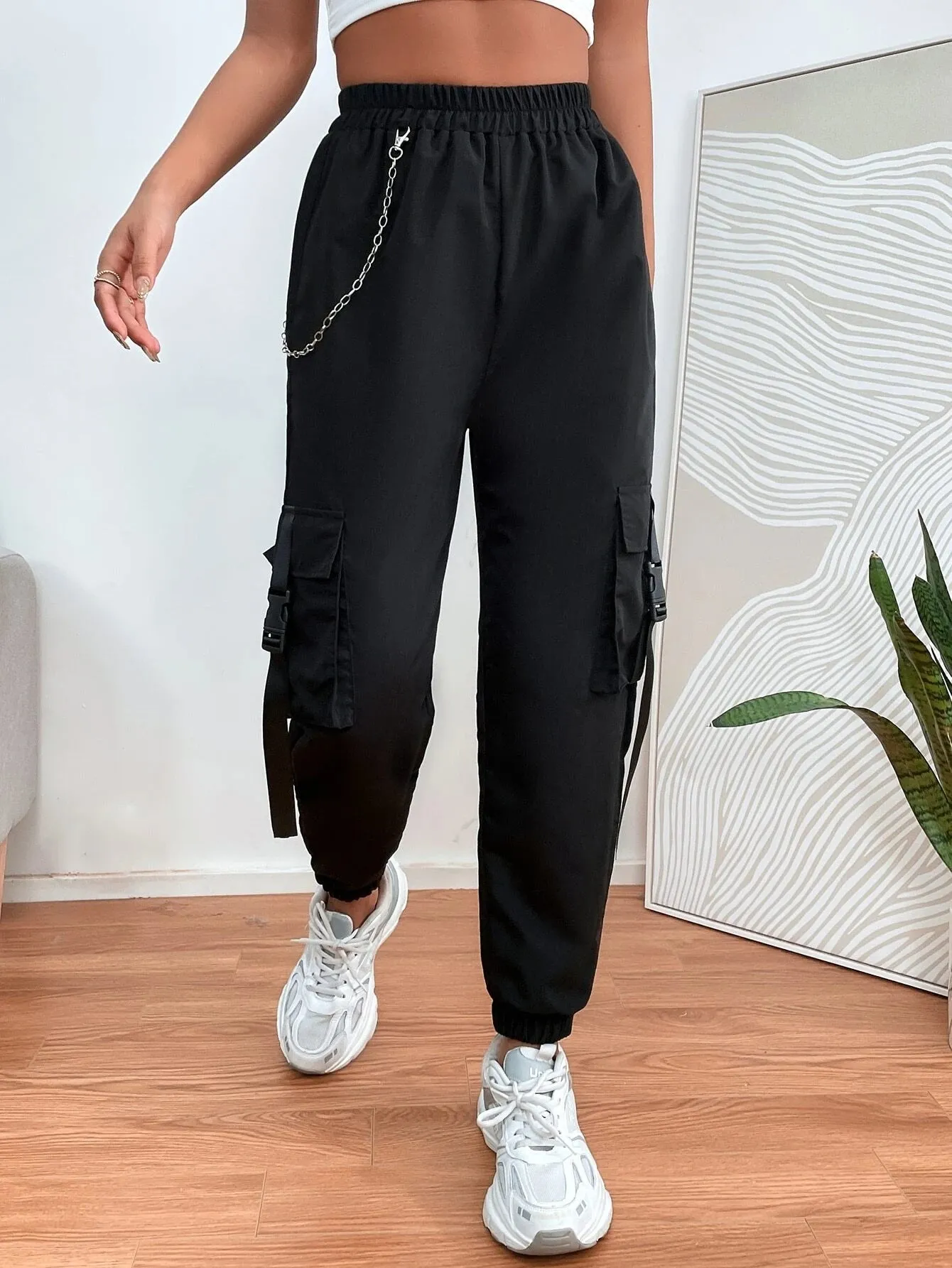 Chain Detail Flap Pocket Buckle Pants