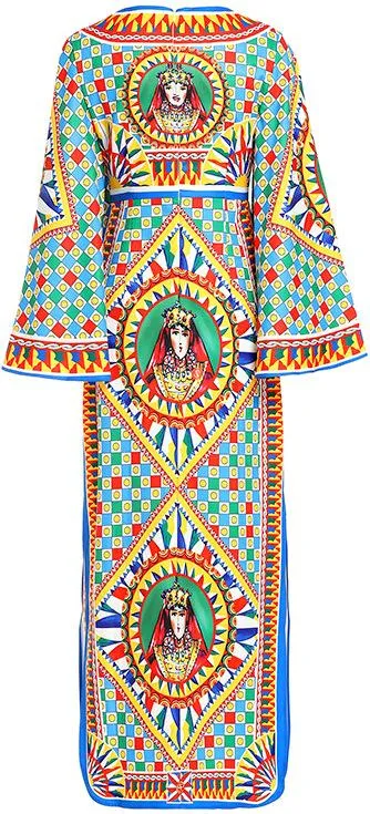 Flared-Sleeve Queen Print Dress