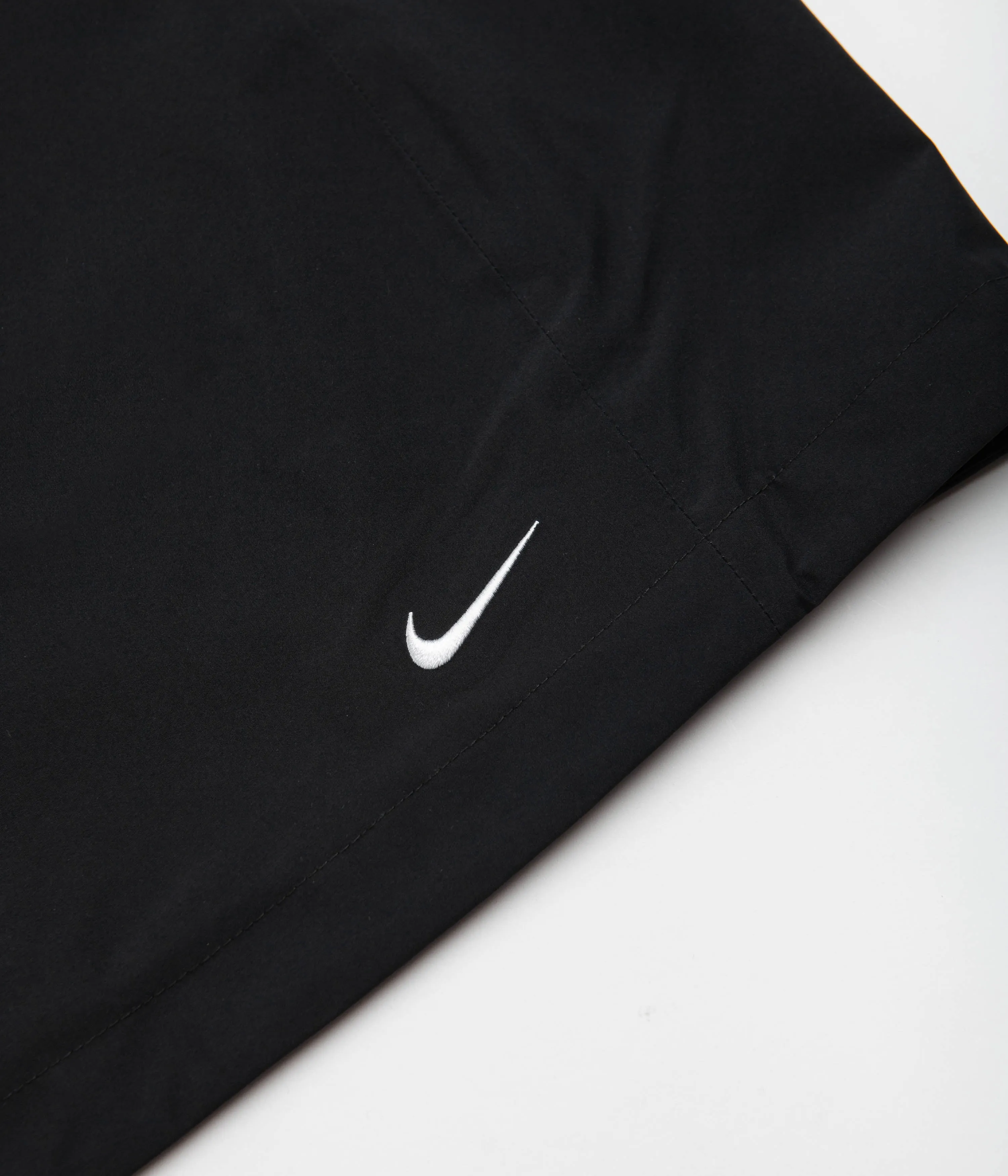 Nike ACG Cascade Rains Full Zip Jacket - Black / Summit White